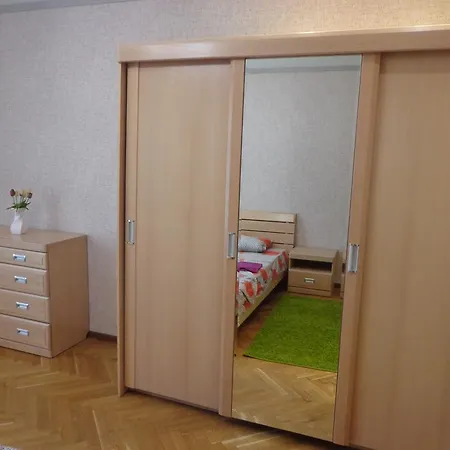 Apartament Gostiminsk Nezavisimosti